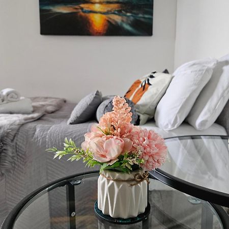 לונדון Stylish Studio Near Kensal Green מראה חיצוני תמונה