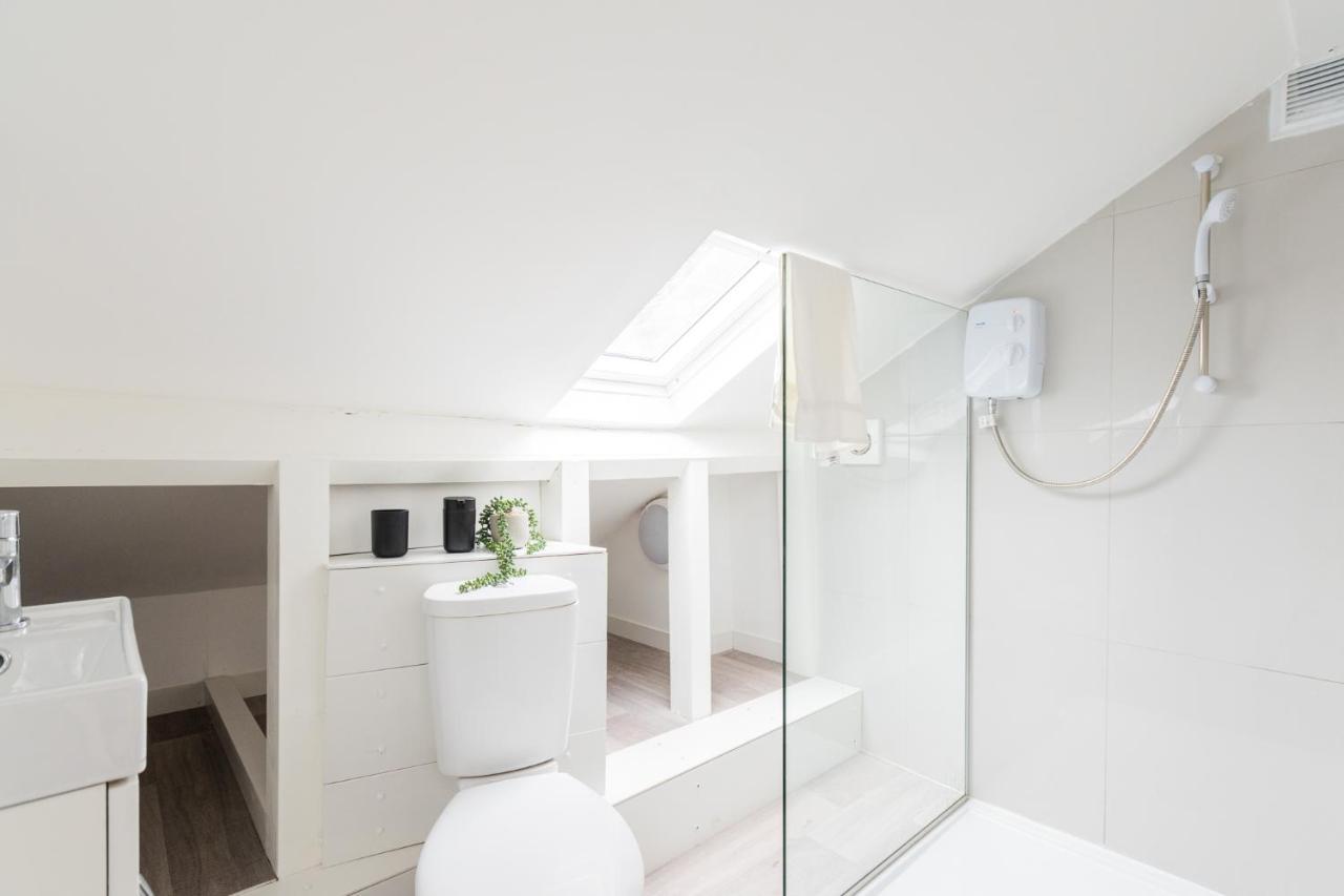 לונדון Stylish Studio Near Kensal Green מראה חיצוני תמונה