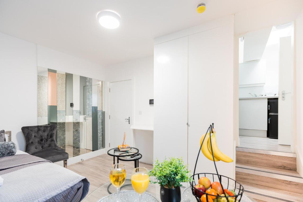 לונדון Stylish Studio Near Kensal Green מראה חיצוני תמונה