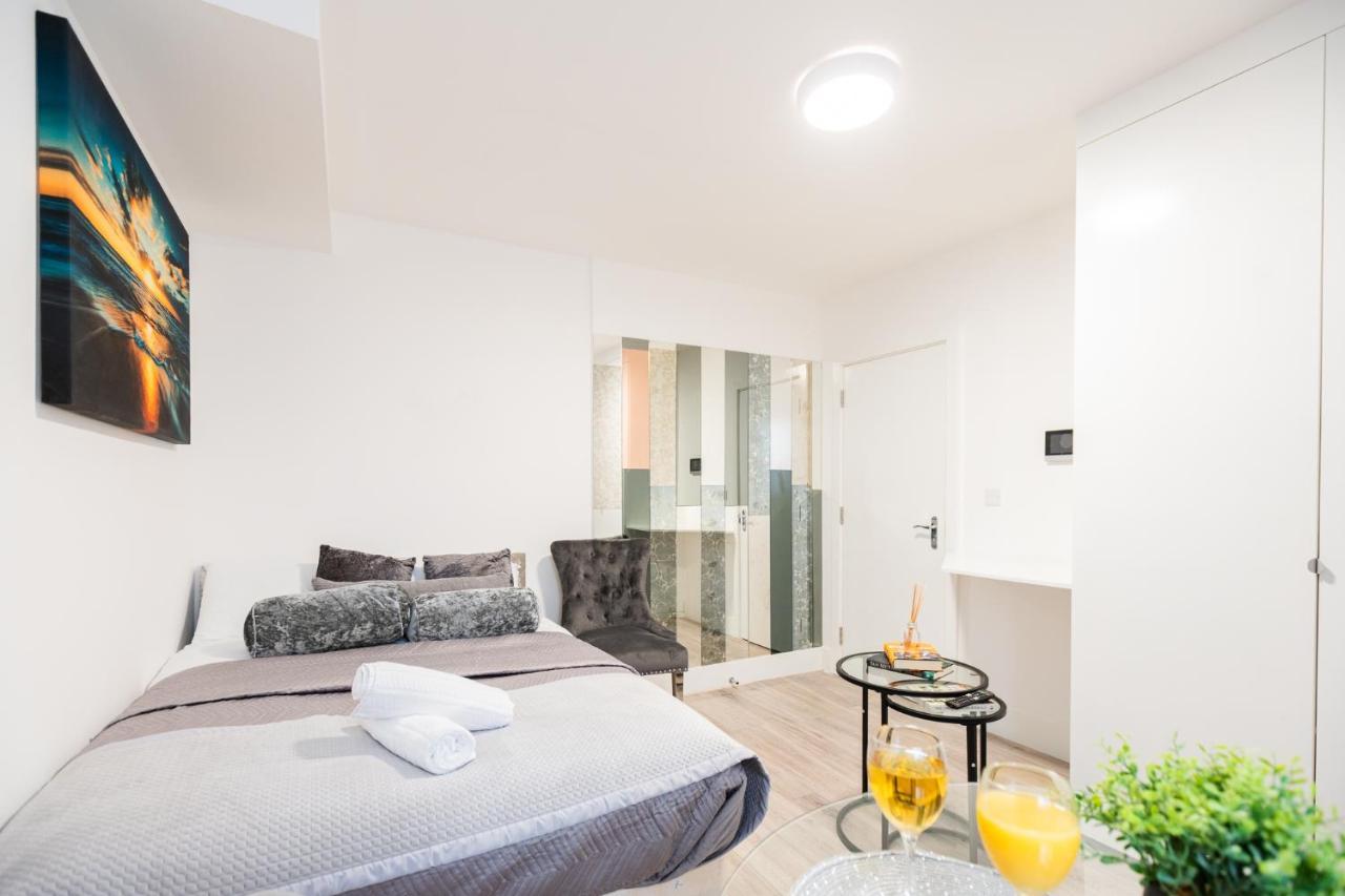 לונדון Stylish Studio Near Kensal Green מראה חיצוני תמונה