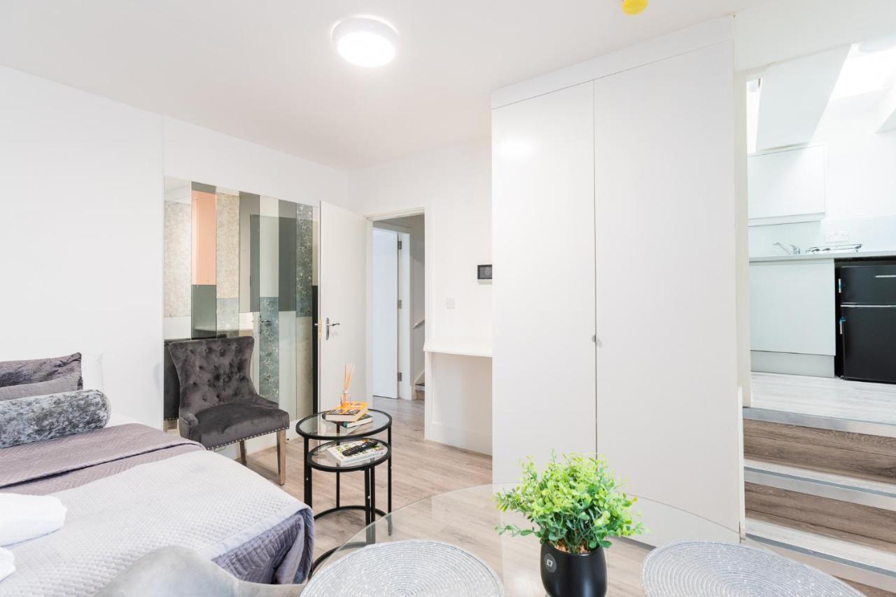 לונדון Stylish Studio Near Kensal Green מראה חיצוני תמונה
