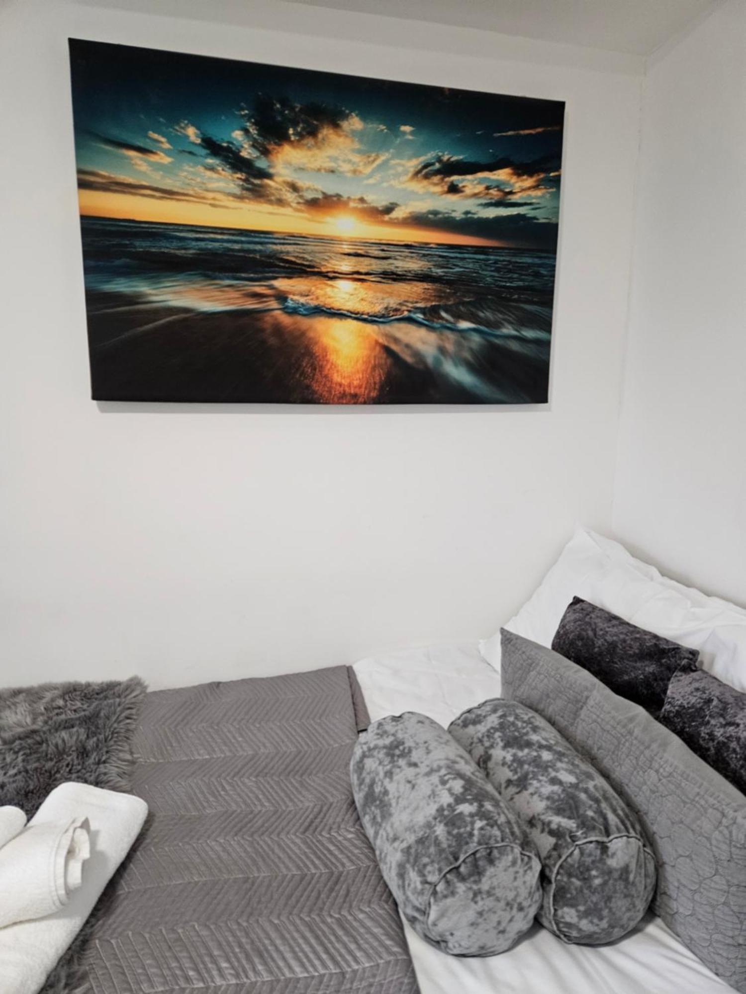לונדון Stylish Studio Near Kensal Green מראה חיצוני תמונה